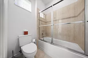 9153 Chula Vista St, Naples, FL 34113 - Photo 24