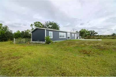 4660 43rd Ave NE, Naples, FL 34120 - Photo 6