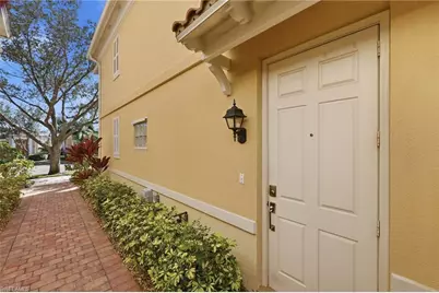 7873 Veronawalk Blvd, Naples, FL 34114 - Photo 4