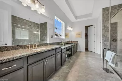 3410 Wellfleet Ln, Naples, FL 34114 - Photo 12