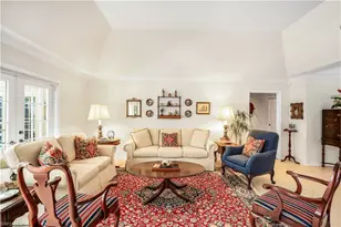 712 Pine Creek Ln, Naples, FL 34108 - Photo 6