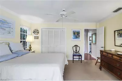 712 Pine Creek Ln, Naples, FL 34108 - Photo 16