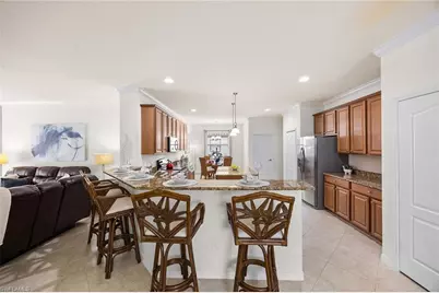 3827 Treasure Cove Cir, Naples, FL 34114 - Photo 6