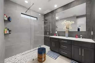 301 Kismet Pkwy E, Cape Coral, FL 33909 - Photo 18