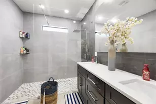 301 Kismet Pkwy E, Cape Coral, FL 33909 - Photo 20