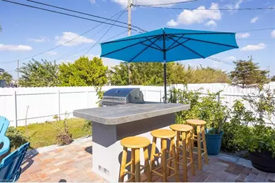 301 Kismet Pkwy E, Cape Coral, FL 33909 - Photo 34