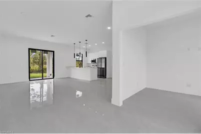 406 W 11th St, Lehigh Acres, FL 33972 - Photo 10