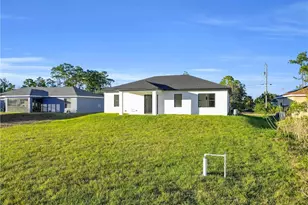 2610 Carol Pl, Lehigh Acres, FL 33971 - Photo 4