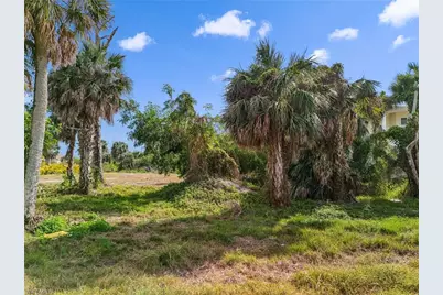 13407 Electron Dr, Fort Myers, FL 33908 - Photo 6