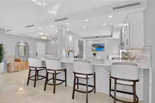 10633 Gulf Shore Dr, Naples, FL 34108 - Photo 20