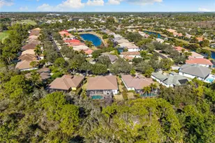 347 Saddlebrook Ln, Naples, FL 34110 - Photo 36