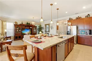 9263 Glenforest Dr, Naples, FL 34120 - Photo 10