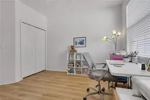 605 Lalique Cir, Naples, FL 34119 - Photo 14