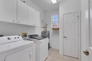 605 Lalique Cir, Naples, FL 34119 - Photo 20