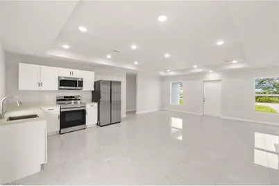 835 Palomino St E, Lehigh Acres, FL 33974 - Photo 6