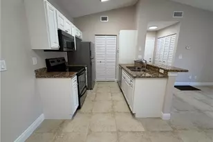 2214 Arbour Walk Cir, Naples, FL 34109 - Photo 6