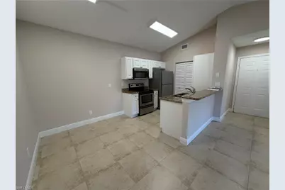 2214 Arbour Walk Cir #2024, Naples, FL 34109 - Photo 4