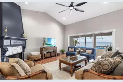 5701 Riverside Dr, Cape Coral, FL 33904 - Photo 24