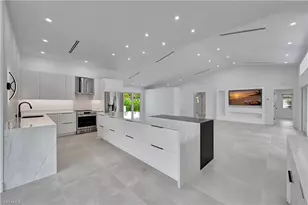 2517 Kings Lake Blvd, Naples, FL 34112 - Photo 12