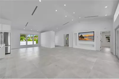 2517 Kings Lake Blvd, Naples, FL 34112 - Photo 6