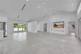 2517 Kings Lake Blvd, Naples, FL 34112 - Photo 6