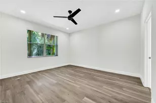 7488 Berkshire Pines Dr, Naples, FL 34104 - Photo 14