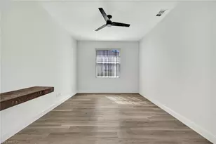 7488 Berkshire Pines Dr, Naples, FL 34104 - Photo 18