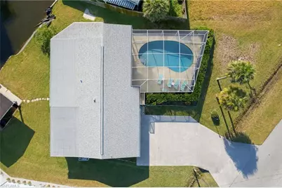 1159 Holiday Ln E, Naples, FL 34104 - Photo 44