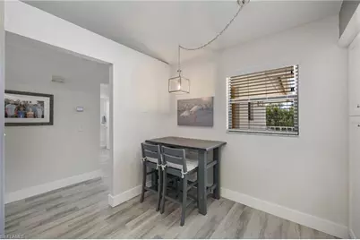 525 Lake Louise Cir #202, Naples, FL 34110 - Photo 4