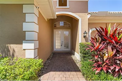 6753 Bent Grass Dr, Naples, FL 34113 - Photo 4