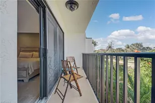 1070 6th St S, Naples, FL 34102 - Photo 38