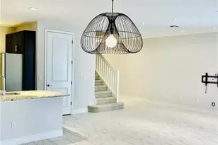 7841 Bristol Cir, Naples, FL 34120 - Photo 12