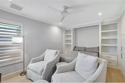 2850 Gulf Shore Blvd N #201, Naples, FL 34103 - Photo 16