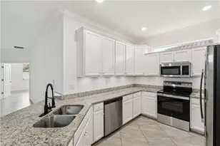 1751 Alameda Dr, Naples, FL 34120 - Photo 4