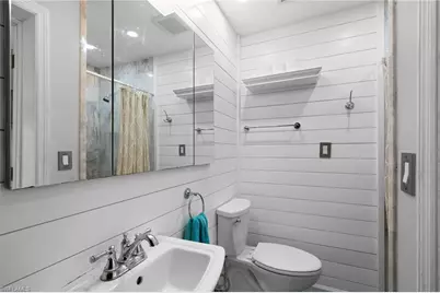 1360 Chesapeake Ave, Naples, FL 34102 - Photo 16