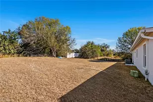 9018 Penny Cir, Labelle, FL 33935 - Photo 26