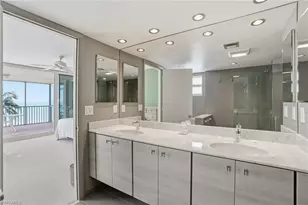 10691 Gulf Shore Dr, Naples, FL 34108 - Photo 20