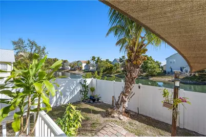 150 Leawood Cir, Naples, FL 34104 - Photo 16