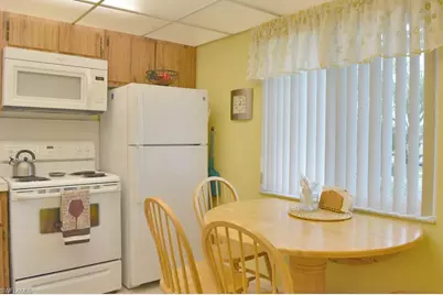 135 Palm Dr #12, Naples, FL 34112 - Photo 8