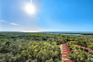 6597 Nicholas Blvd, Naples, FL 34108 - Photo 8