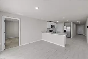 2911 NW 9th Ave, Cape Coral, FL 33993 - Photo 20