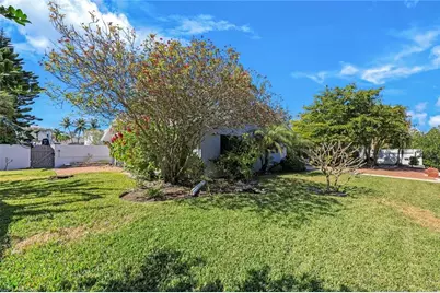 27234 Jolly Roger Ln, Bonita Springs, FL 34135 - Photo 34