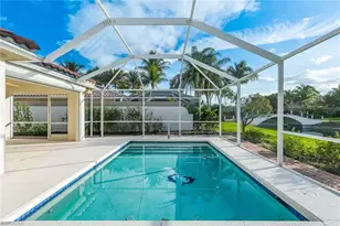 3360 Cayman Ln, Naples, FL 34119 - Photo 18