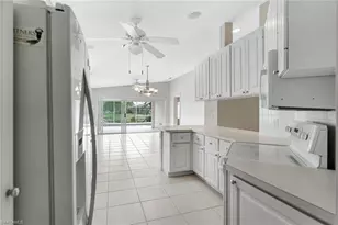 3360 Cayman Ln, Naples, FL 34119 - Photo 6