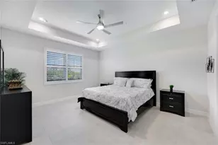 303 Indies Dr W, Naples, FL 34114 - Photo 8