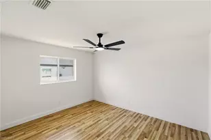 410 SE 7th St, Cape Coral, FL 33990 - Photo 32