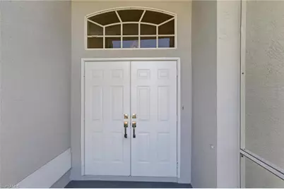 410 SE 7th St, Cape Coral, FL 33990 - Photo 6