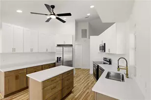 410 SE 7th St, Cape Coral, FL 33990 - Photo 18