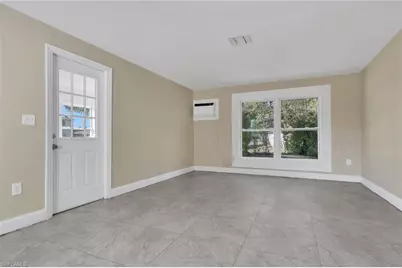 2933 Jackson St, Fort Myers, FL 33901 - Photo 8