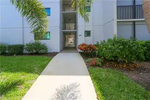 788 Park Shore Dr, Naples, FL 34103 - Photo 4